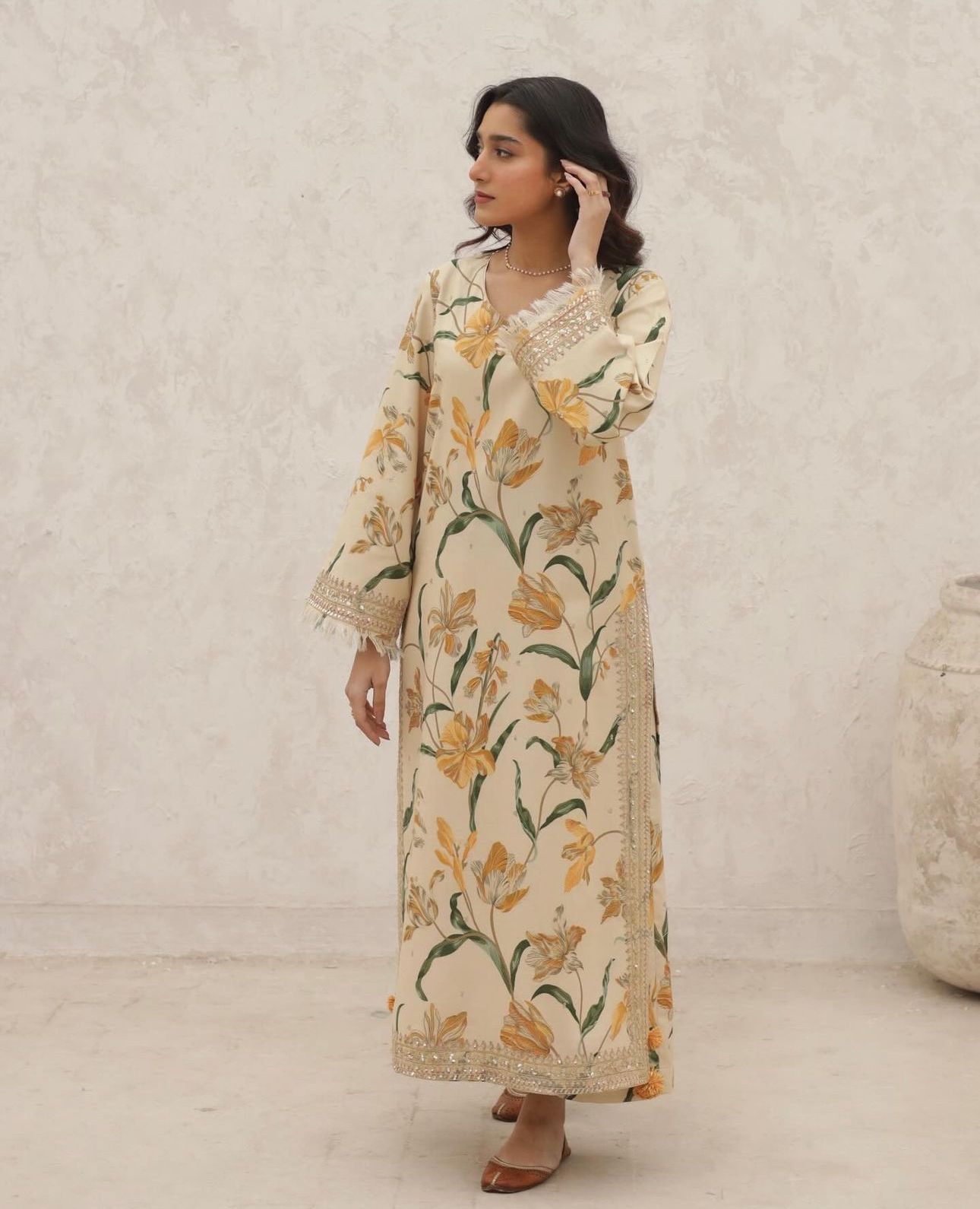 Ivory Flora | 2-Piece Stitched Suit