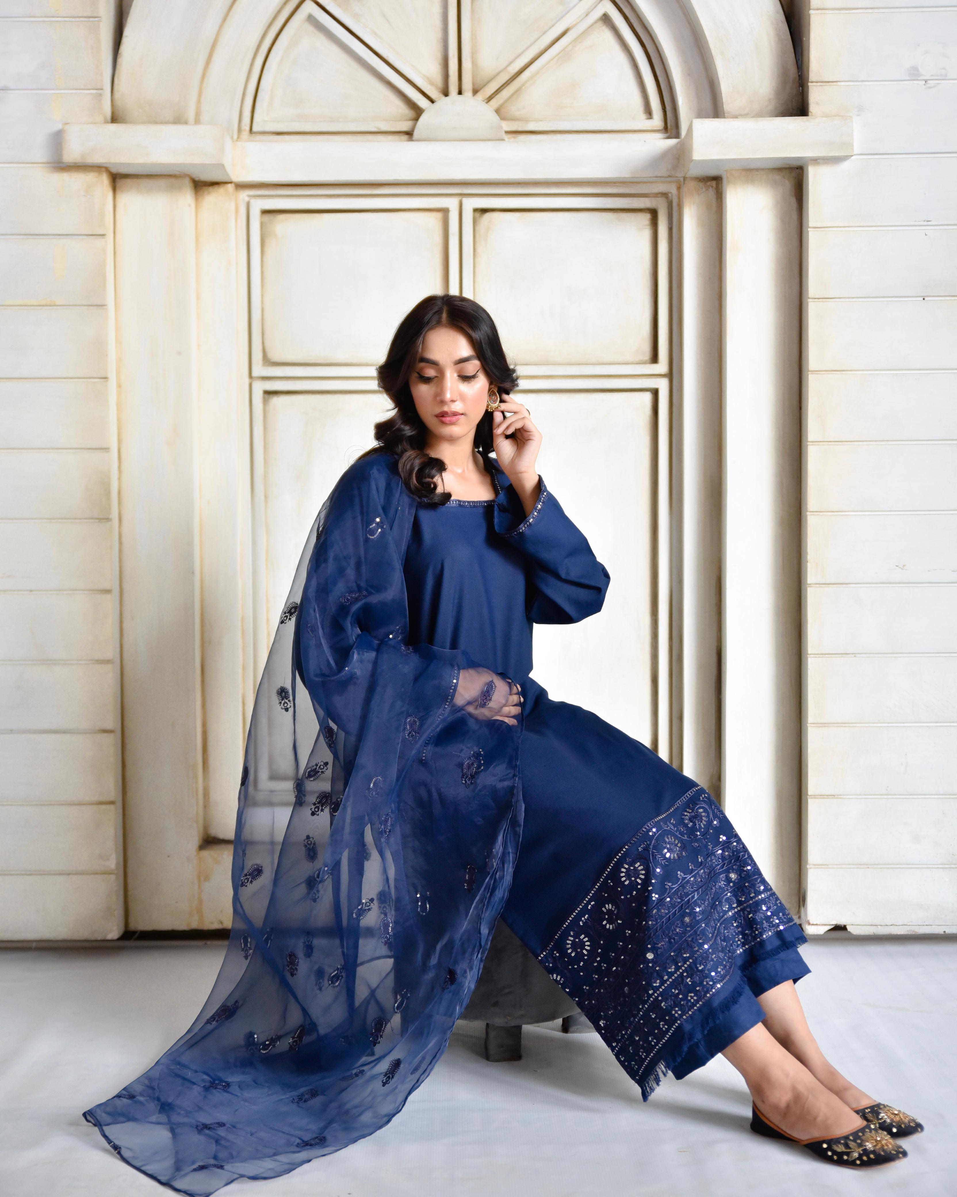 Azure Blue Full Sleeves | 3-Piece Stitched Suit